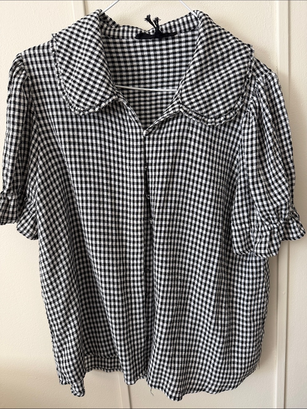 Jane and Delancey Black and White Gingham Puff-Sleeve Button Top